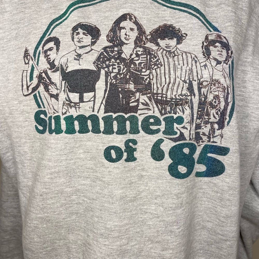 Stranger Things Sweatshirt Netflix Graphic Summer of '85 Heather Gray Size Large